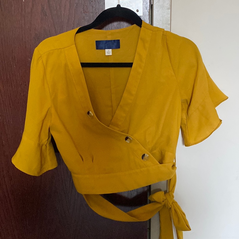 Mustard ‘Blue Rain’ crop top
